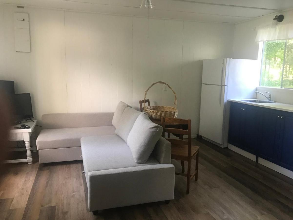 Beachside On Lake Muskoka Порт Карлинг Екстериор снимка